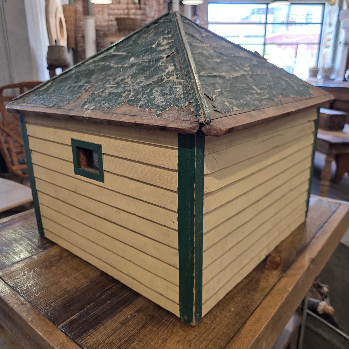 Decorative Architectural Garage/Carriage House Model