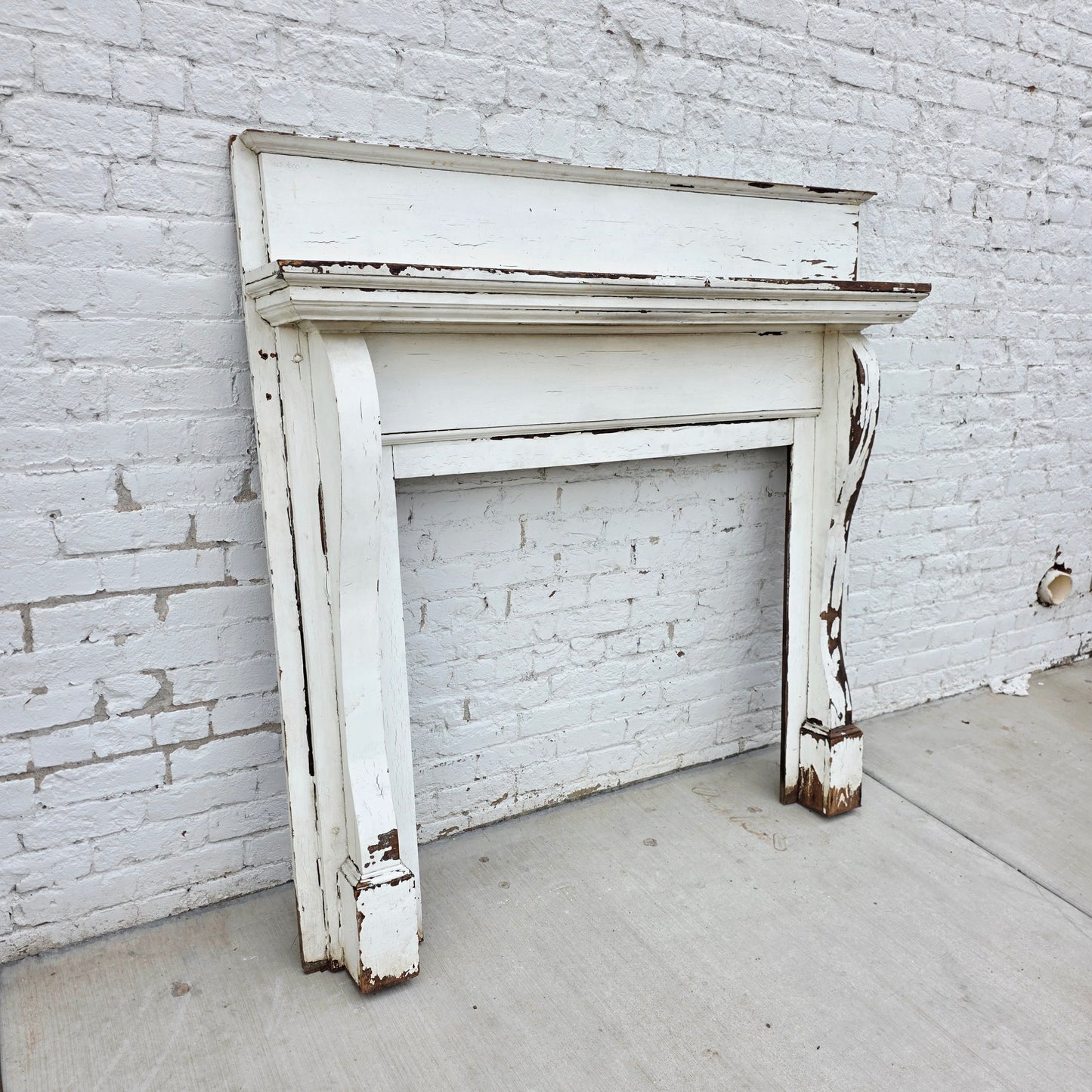 Chippy Farmhouse Mantel