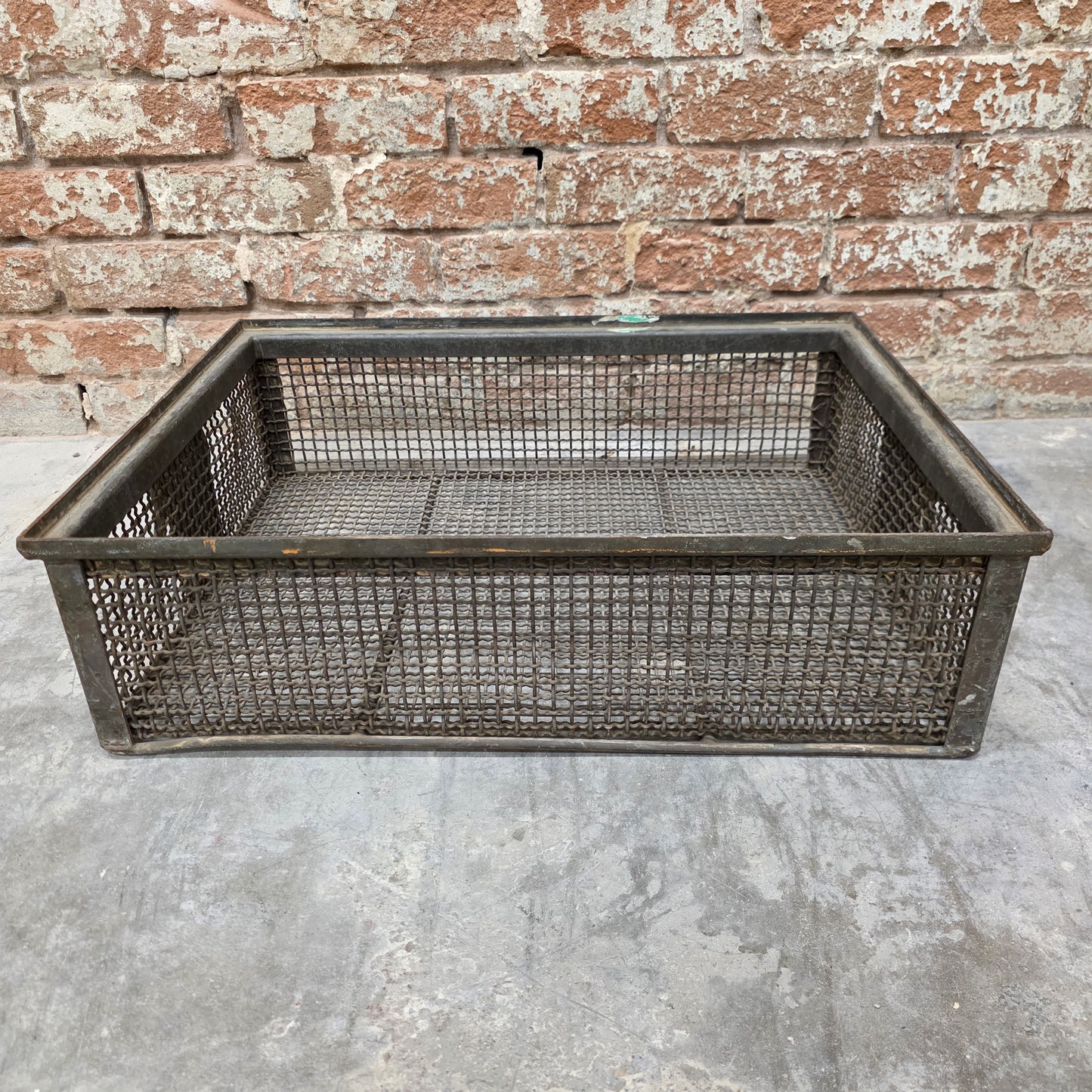 Metal Mesh Stackable Crate
