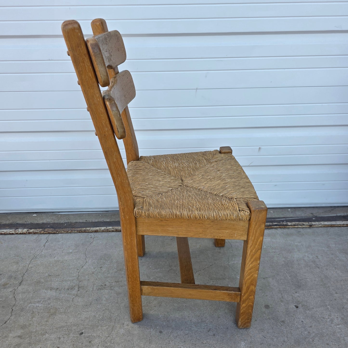 Set of 8 Rush Seat Oak Dining Chairs