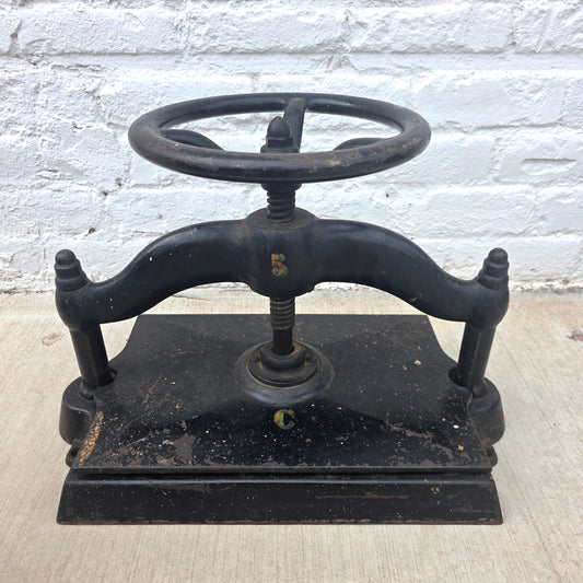 Antique Iron Book Press (Decor)