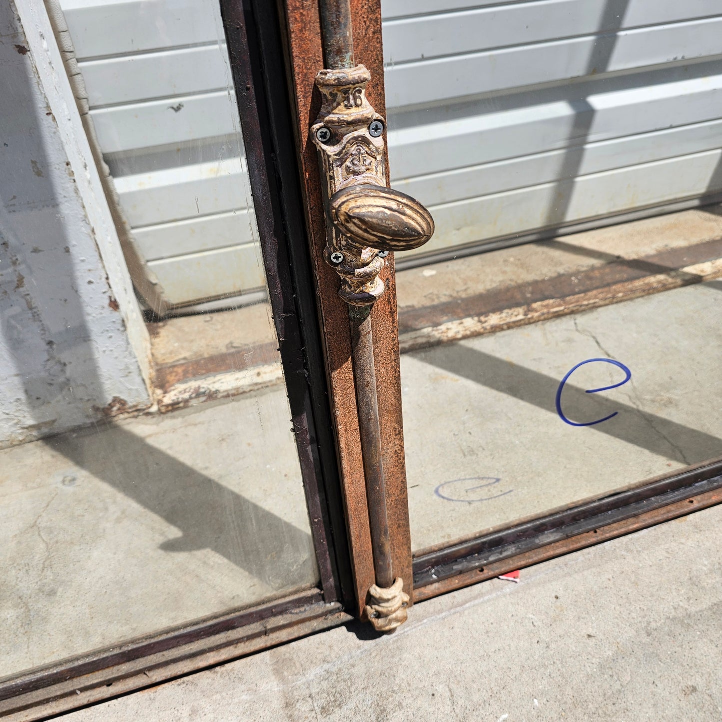 Iron Arched Window w/8 Panes -