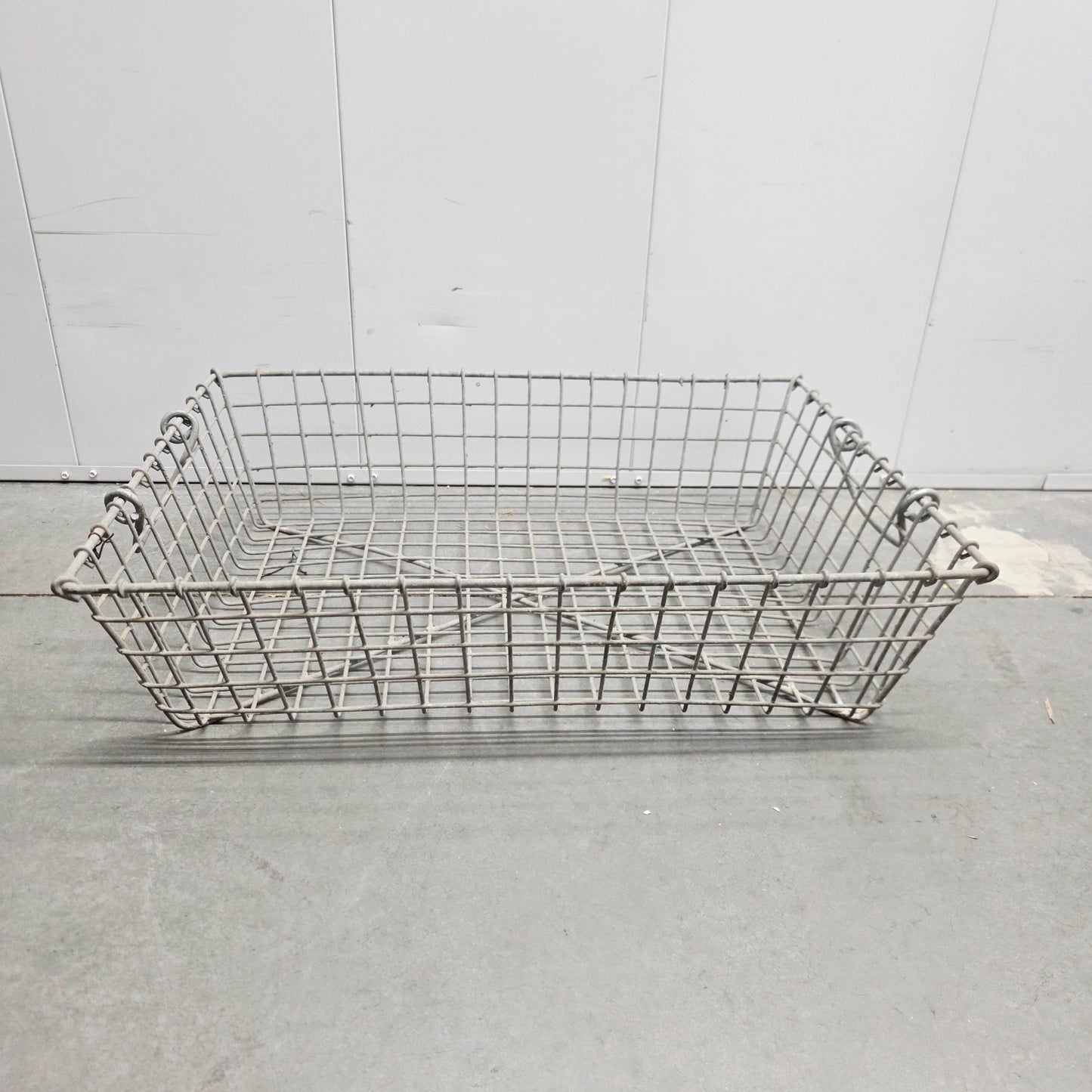 Small Oyster Basket w/Handles
