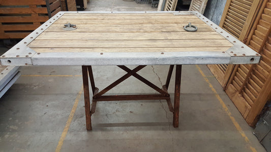 Repurposed Horse Stall Table