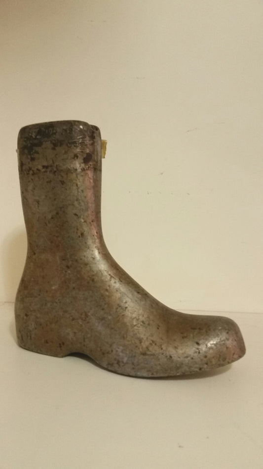 Industrial Metal Mid Boot Mold
