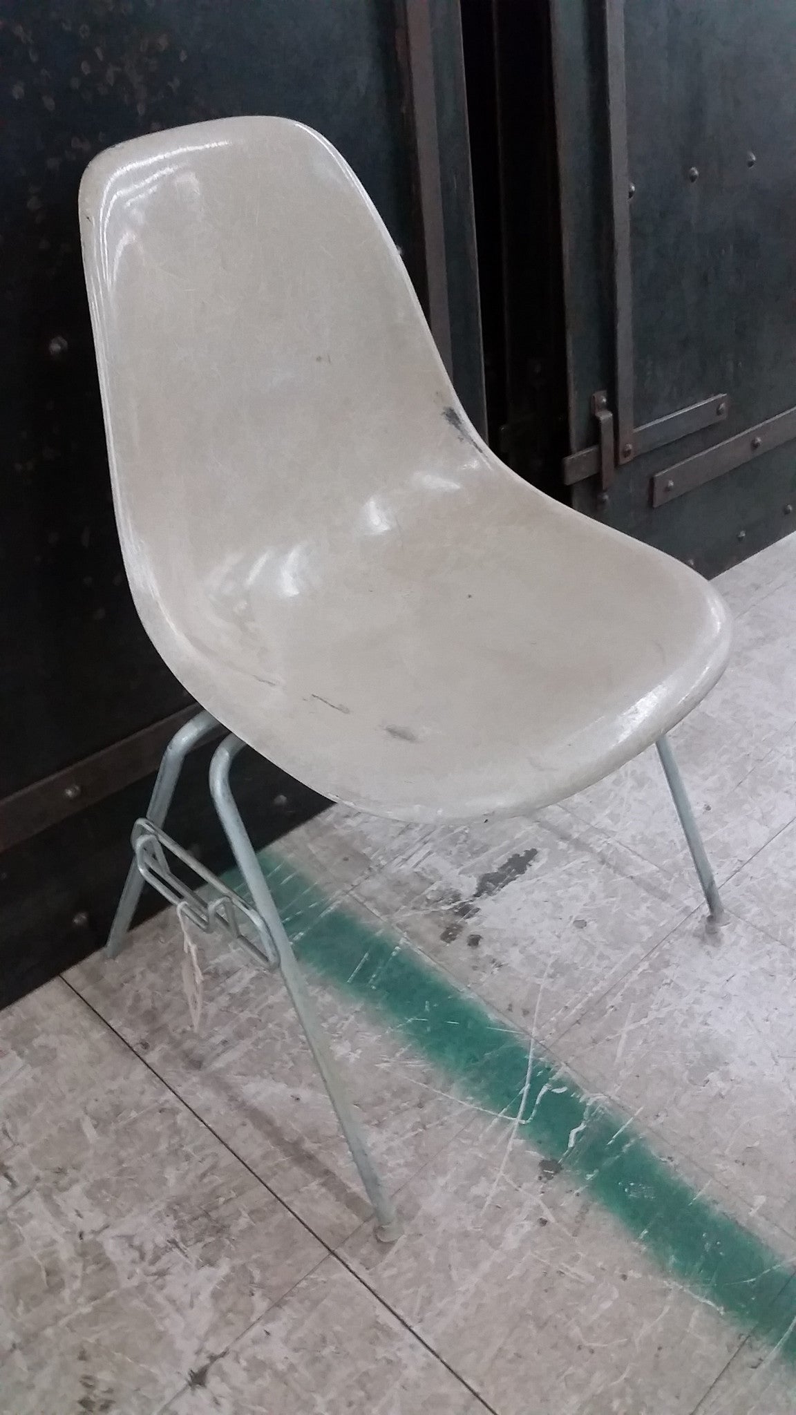 Eames Molded Chair