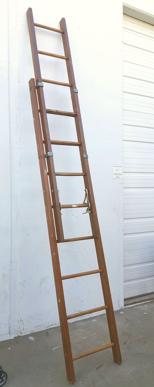 Wooden Extendable Ladder