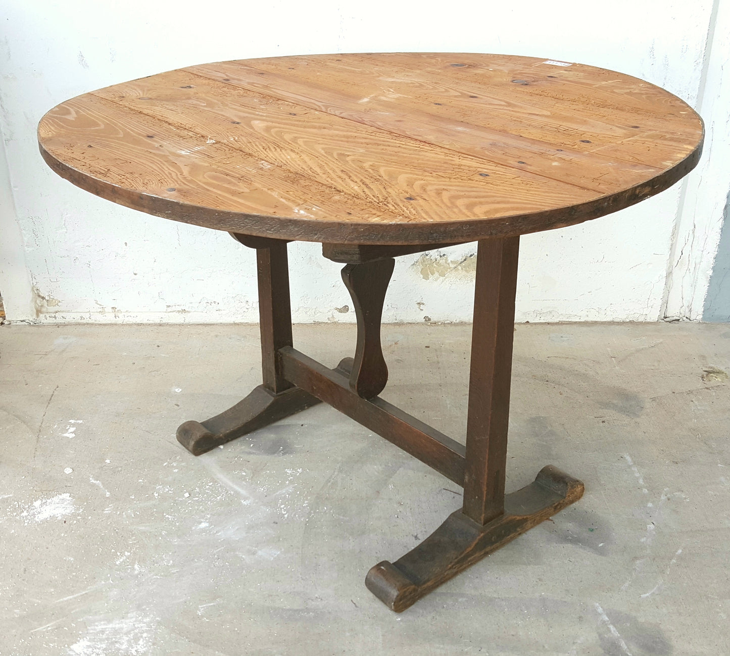 Round Wood Wine Table