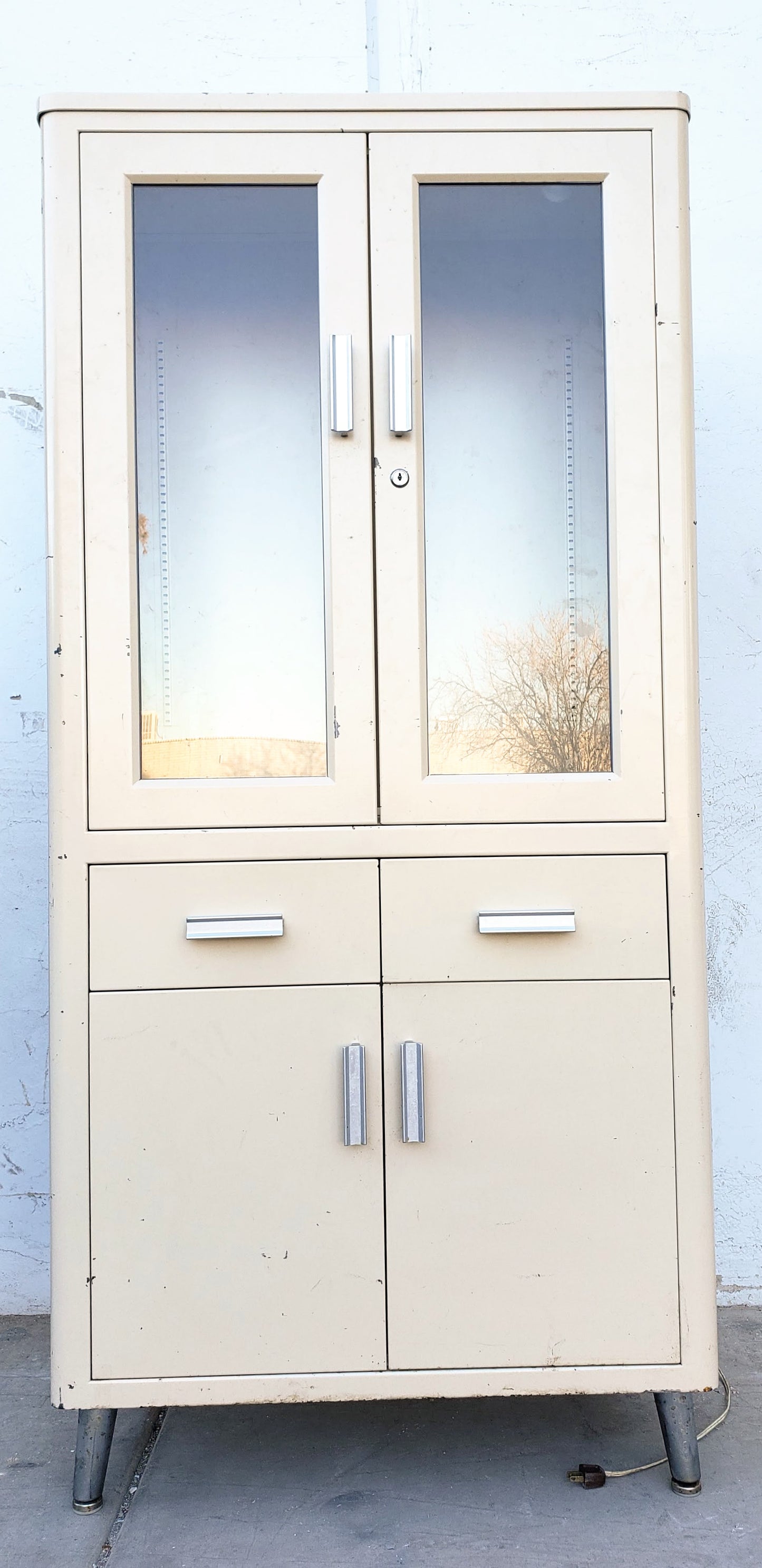 Lighted Medical Cabinet / Display Case