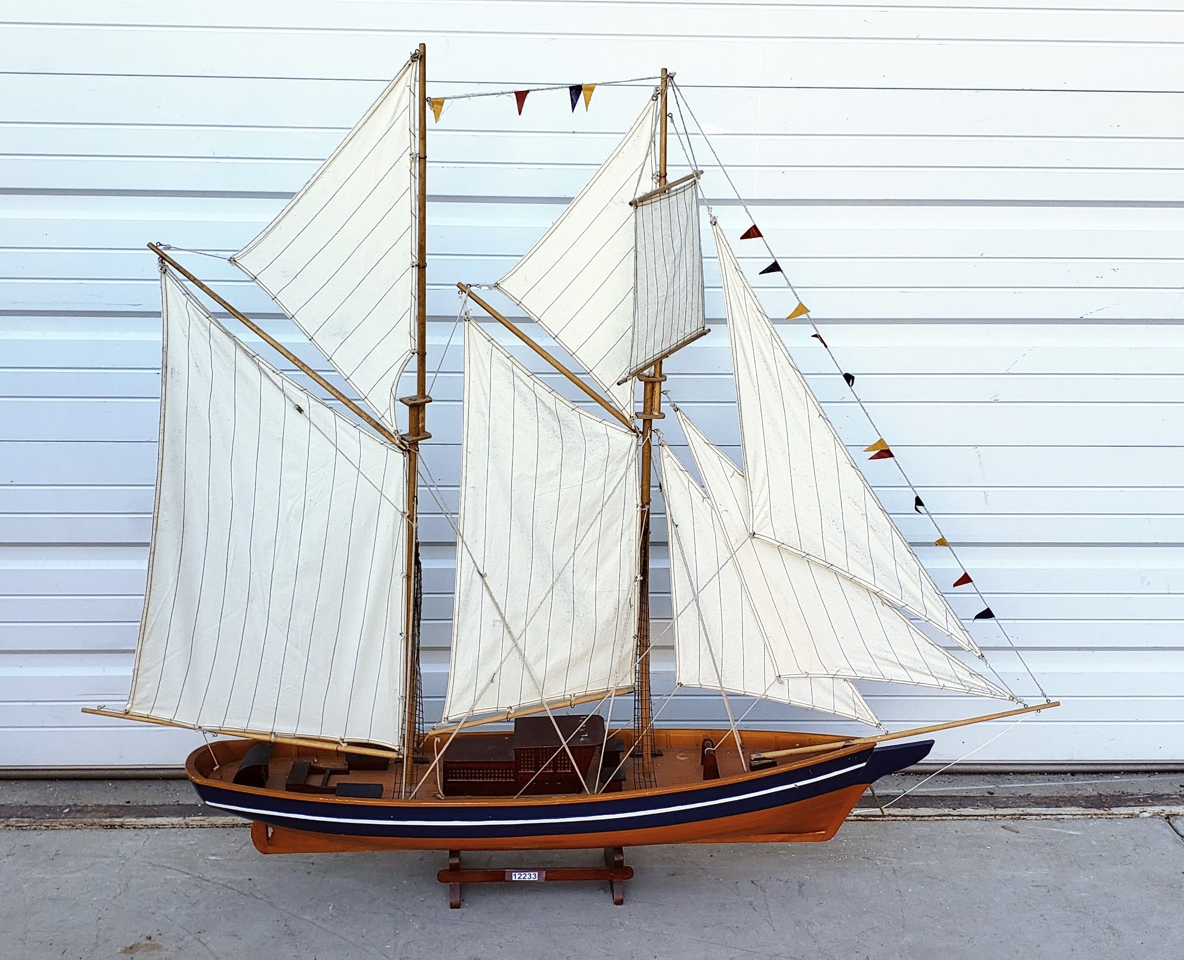 Large Model Clipper Boat – Antiquities Warehouse