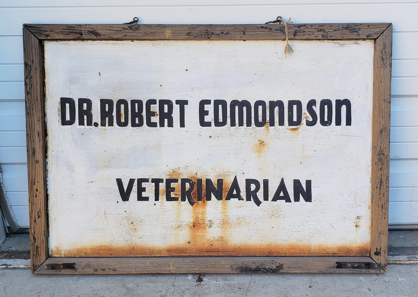 Veterinarian Sign