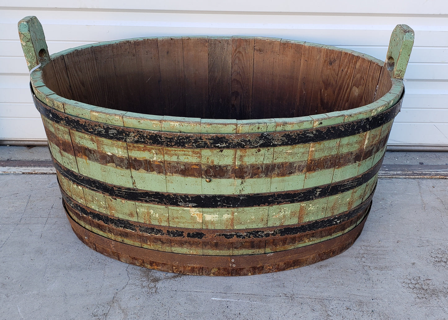 Green Wood French Bucket with Metal Rings