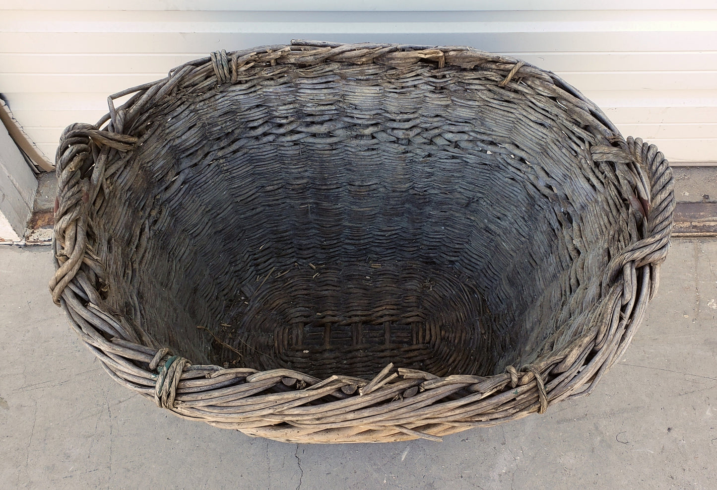 Large French Champagne Basket from Saint-Coulomb, France