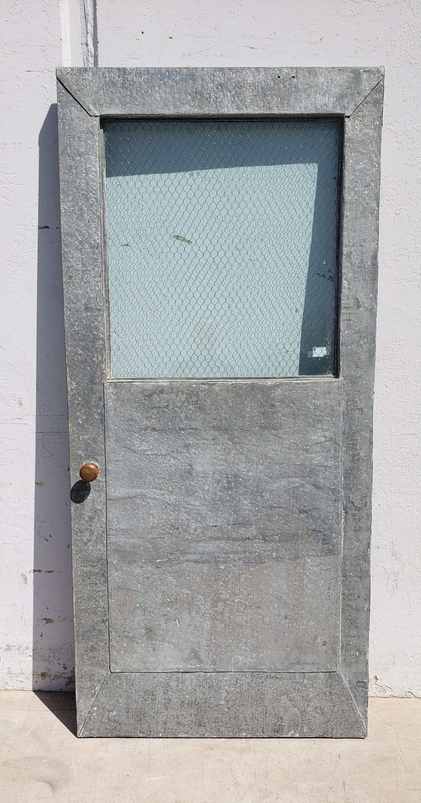 Single Lite Single Stripped Steel Metal Door with Chicken Wire Glass