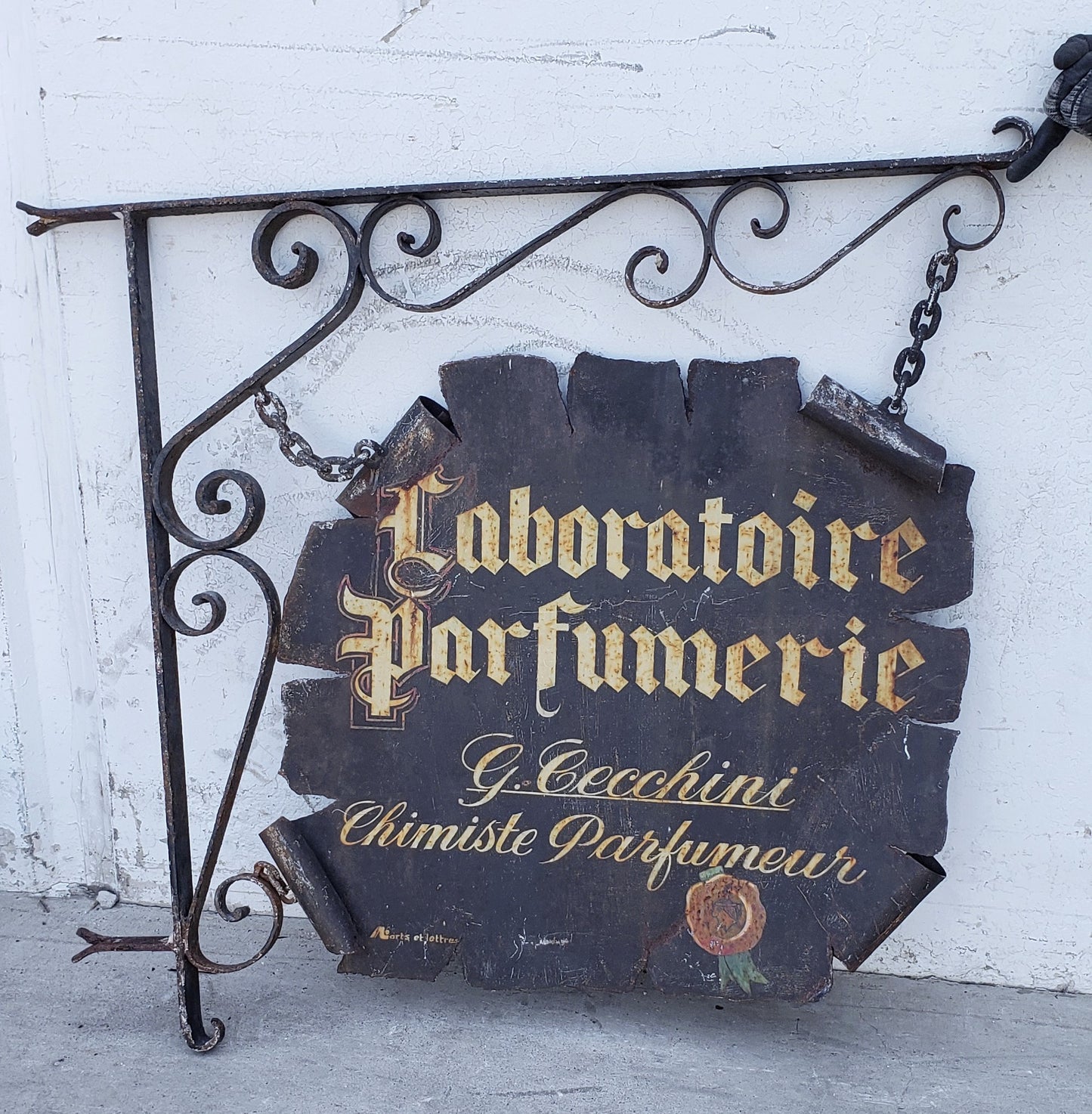 Parfumerie Sign