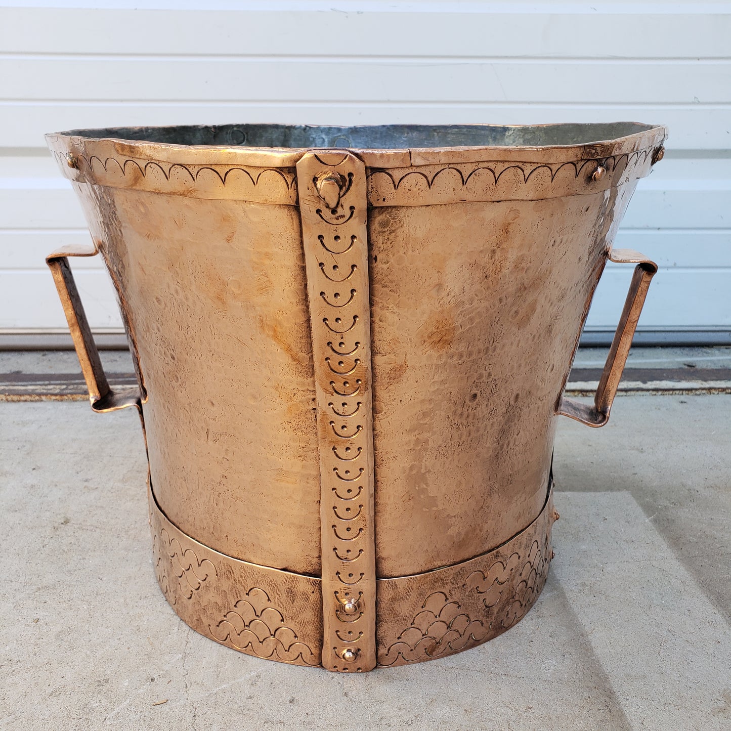 Antique French Hammered & Etched Copper Ferrat / Firewood Basket Bucket