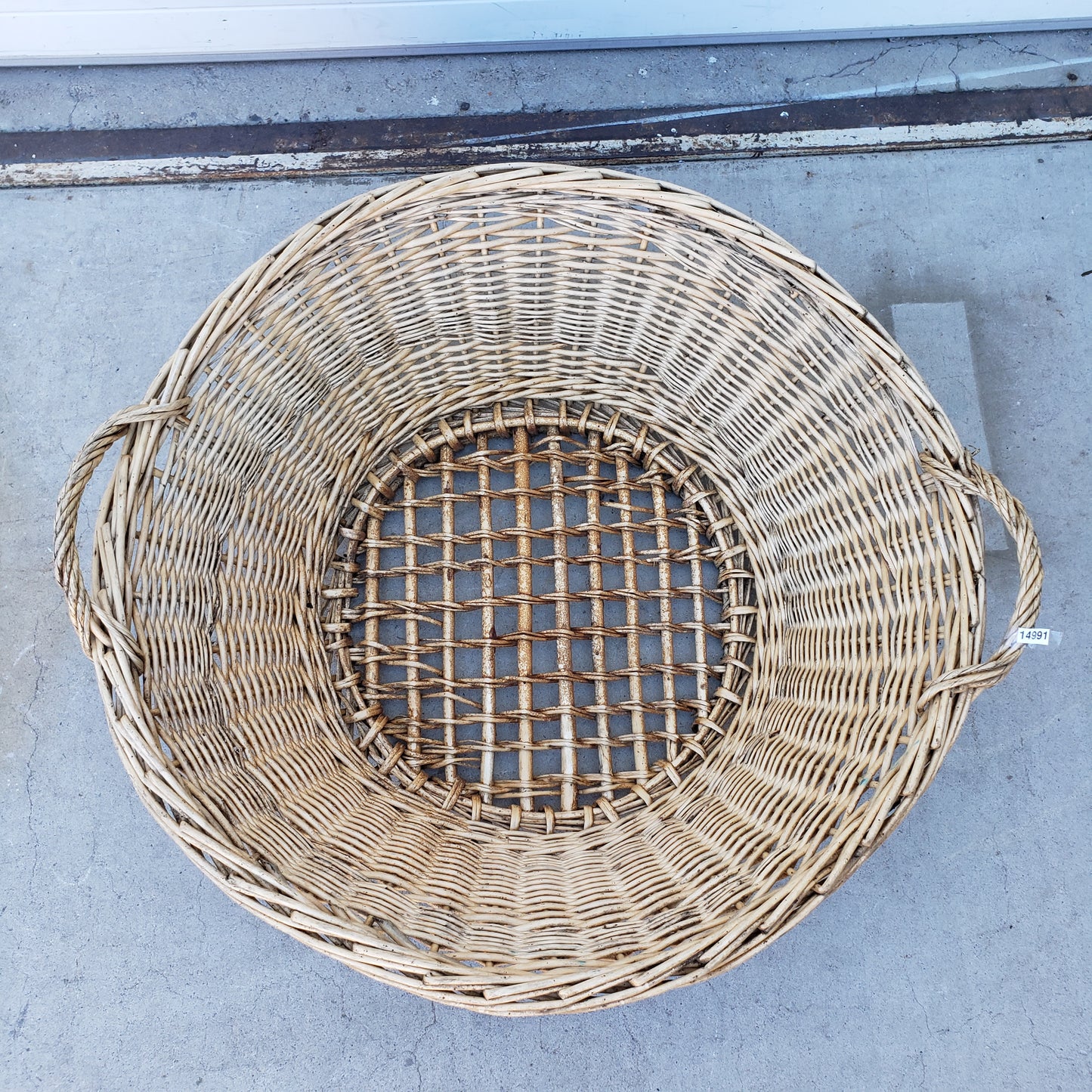 French Large Round Wicker Basket