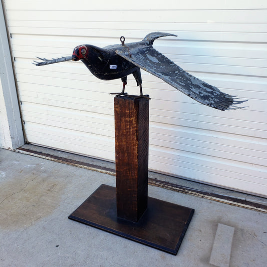 Decorative Folk Art Metal Vulture / Garden Bird Statue