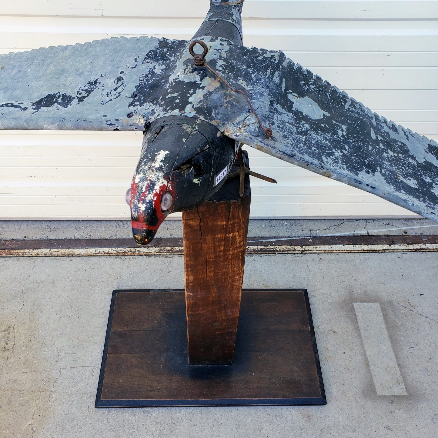 Decorative Folk Art Metal Vulture / Garden Bird Statue