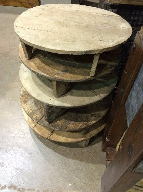 Cutting Board on legs, round
