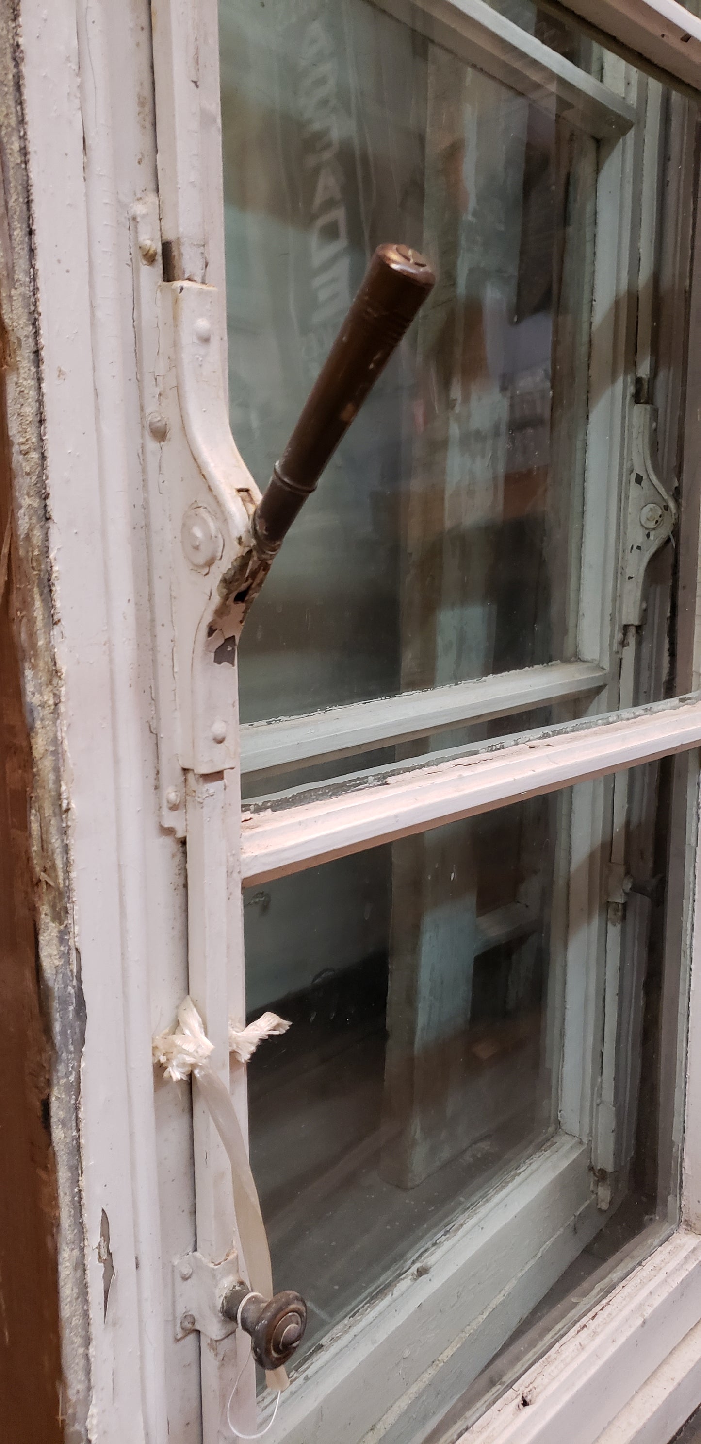 Arched 5 Pane White Gothic Style Window