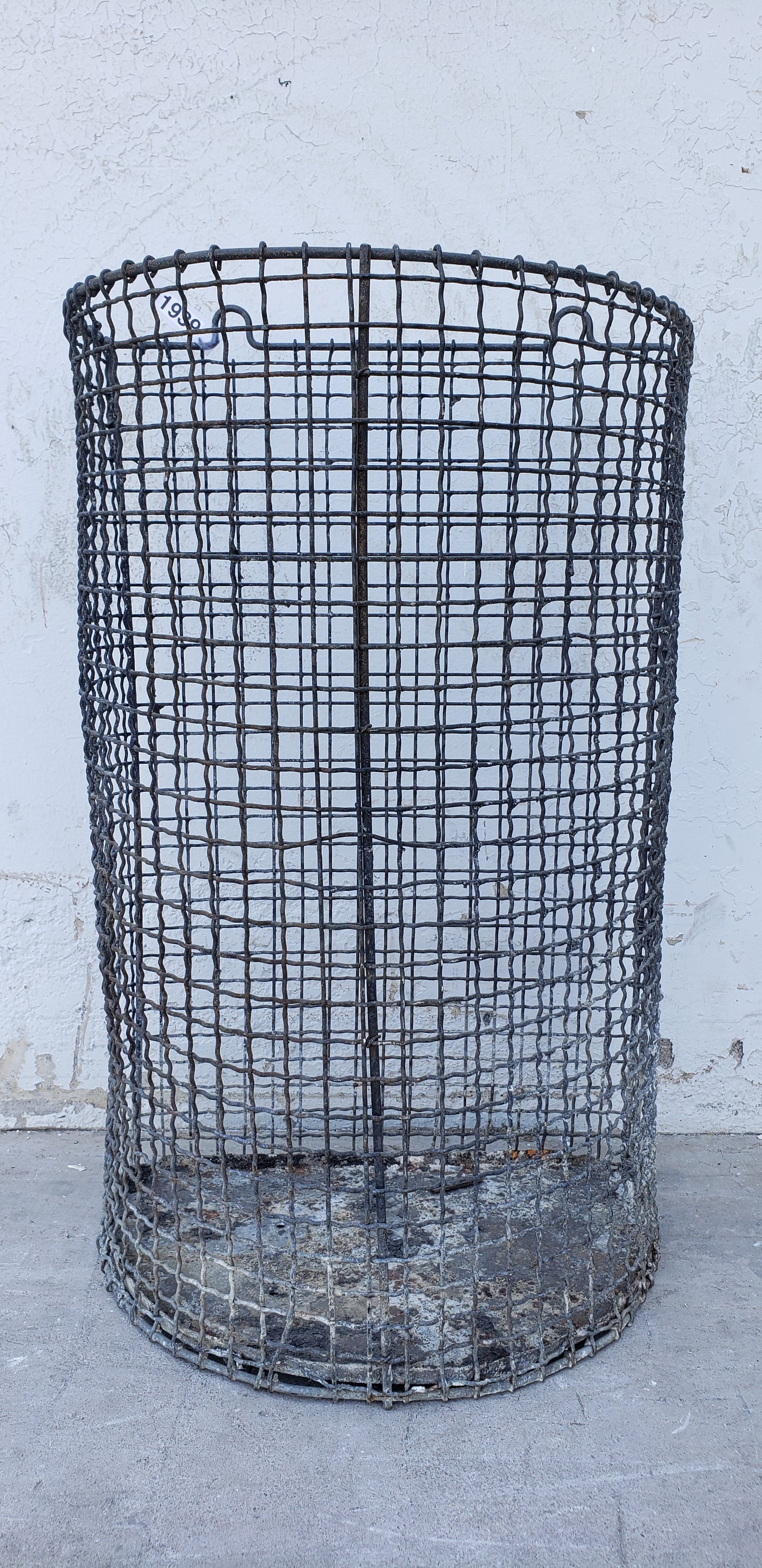 Half Round Galvanized Wire Basket