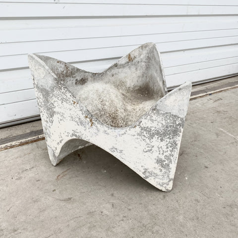 Unique Willy Guhl Tooth Planter