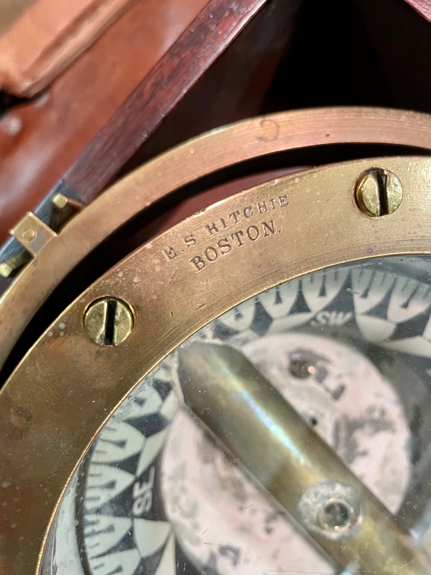 Decorative Antique E. S. Ritchie Nautical Compass Mounted in a Box