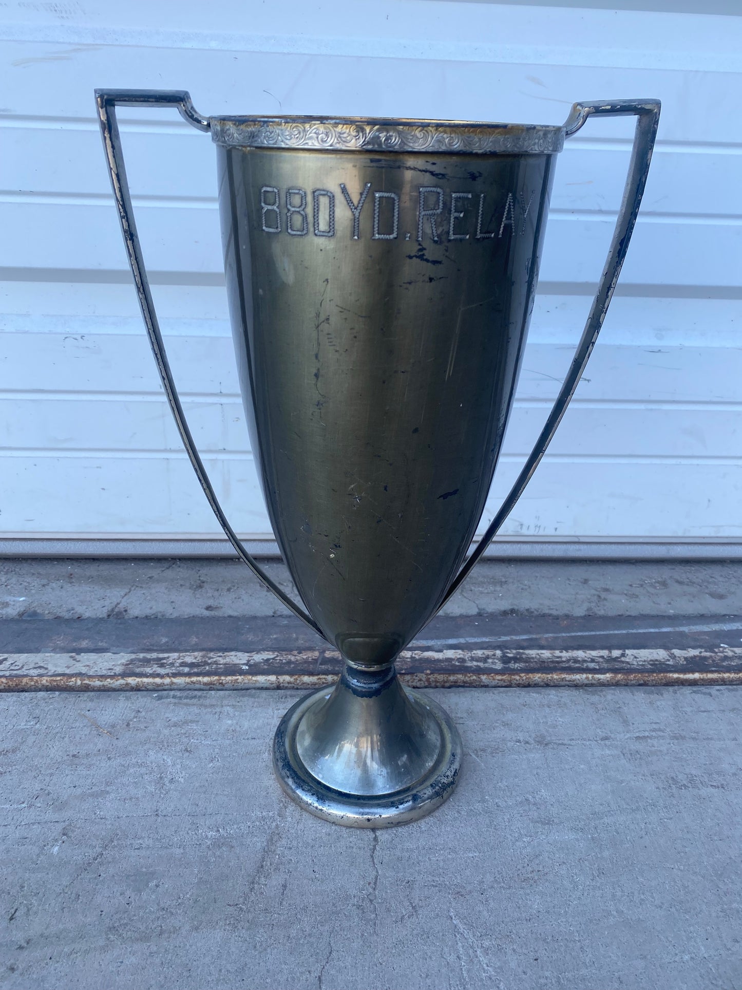 "880 Yard Relay" Trophy