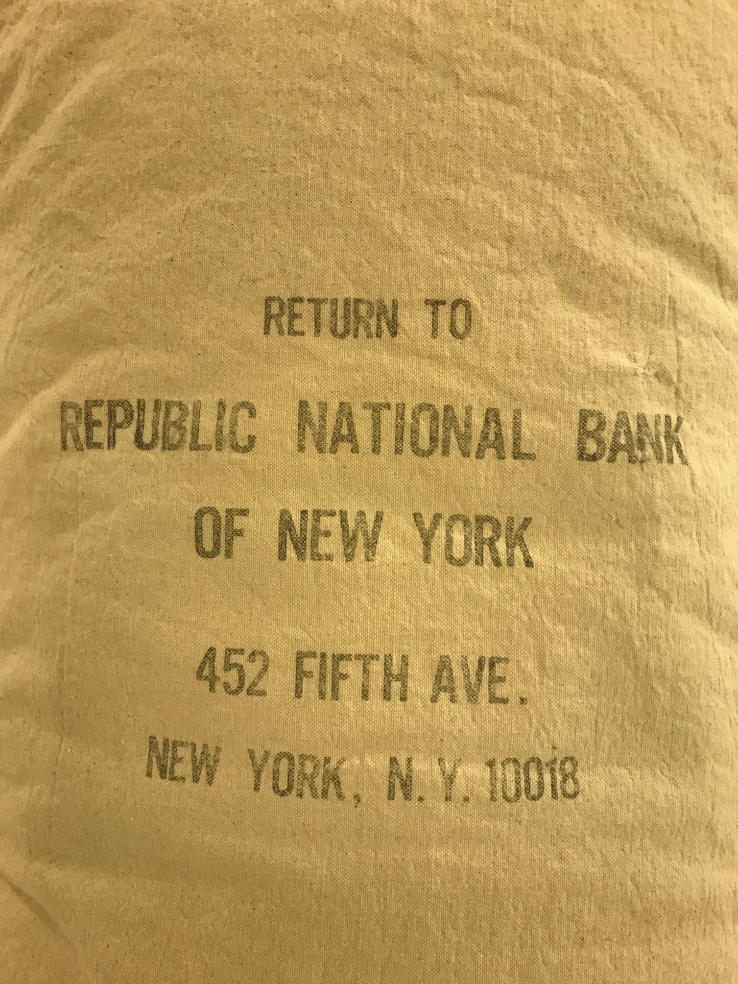 New York Bank Bag Pillowcase