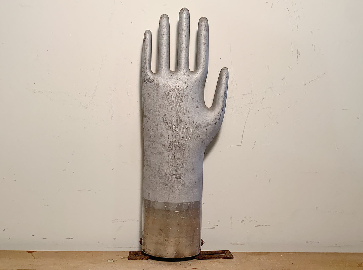 Factory Aluminium Latex Glove Mold (Decor)